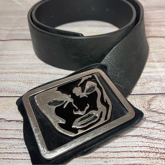 RARE Hugo Boss MARVEL Leather Belt With Buckle Size 85-32 Genuine Leather 38"